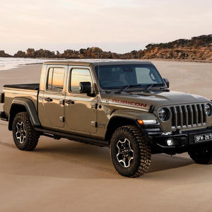 Alfombrillas 3d de ajuste personalizado para coche, accesorios de interior impermeables para <span class=keywords><strong>Jeep</strong></span>, Gladiador, RHD, alta resistencia, 4x4, todoterreno - Product Image 1