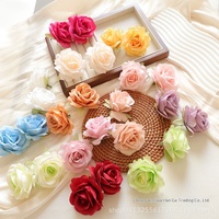 Mur et couronne de roses artificielles en plastique, fleurs artificielles faites à la main pour mariage, décoration extérieure et intérieure - Vente en gros