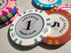 Ensemble de jetons de <span class=keywords><strong>poker</strong></span> 14g de haute qualité <span class=keywords><strong>avec</strong></span> composite en argile durable comprenant des dés et des accessoires de jeu pour la nuit de <span class=keywords><strong>poker</strong></span> à domicile - Product Image 4