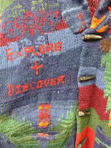 Cárdigan de Punto Patchwork Hecho a Mano con Cuello de Solapa, Informal, Transpirable, de Lana/Cachemira para Mujer, con Eslogan de Exploración y Senderismo - Product Image 3