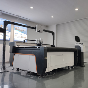 Zxt <span class=keywords><strong>CNC</strong></span> <span class=keywords><strong>Router</strong></span> tự động dao động Máy cắt sản xuất rung miếng đệm Thiết bị cắt - Product Image 4