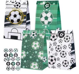 Sacs de fête de football <span class=keywords><strong>pour</strong></span> enfants thème de football <span class=keywords><strong>anniversaire</strong></span> bébé douche décoration friandises bonbons biscuits chocolat Biscuit faveur sac papier - Product Image 1