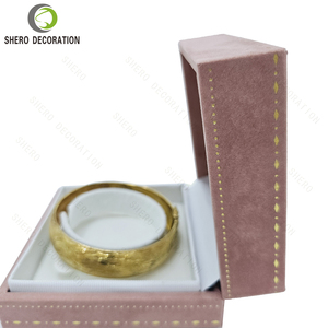 Boîte à bijoux en velours avec logo personnalisé et insert en mousse pour bague, collier, boucles d'oreilles, vente en gros - Product Image 6