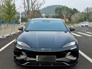 BYD Seal 2025 Modell 650 Langstreckenversion Günstiger Preis Gebrauchter Benziner Ausgezeichneter Zustand - Product Image 2