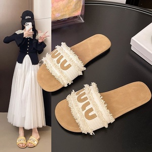 Luxury High Quality French Style Slippers for <b>Women</b> Designer Shoes Outdoor Wear 2026 Summer Fashion Letter Flat Beach Sandals - Product Image 3