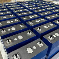 Cellule de batterie LiFePO4 3,2 V 320 Ah 330 Ah 340 Ah pour stockage d'énergie et véhicules électriques - Longue durée de vie, faible autodécharge, certifiée UL 3,2 V