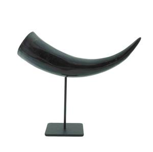 Taza de cuerno de búfalo natural de alta calidad hecha a mano con tallas decorativas para regalos de boda a precio mayorista - Product Image 3