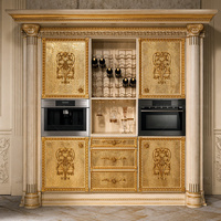 Armoire de cuisine modulaire en bois au design baroque, sur mesure, haut de gamme, sculptée à la main avec feuille d'or et étagère à épices coulissante