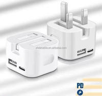 Nouveau chargeur intelligent pliable UK Plug 35W USB-A et ports Type-C avec distribution d'énergie dynamique
