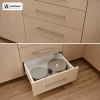 Meuble de cuisine moderne avec portes en placage de bois, aménagement en U, boîtes de rangement en MDF, unités modulaires et rangements extractibles