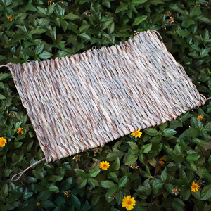 Tapis pour animaux de compagnie en paille tissée à la main, rectangulaire 43x29, écologique, pour chinchilla, lapin, cochon d'inde - Product Image 3