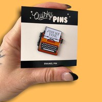 Épinglette en émail « Typewriter Just My Type », badges personnalisés, épinglettes à logo sur mesure pour souvenirs
