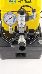 ปั๊มไฮดรอลิกไฟฟ้าอัตโนมัติ PUD1100E สำหรับแม่แรงยก  แทนเครื่องจ่ายกำลัง Enerpac - Product Image 5