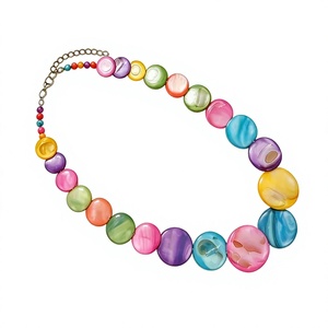 Collier tendance en résine géométrique plaqué or vintage, bijoux de luxe, colliers en acrylique de qualité pour femme, idéal pour les mariages - Product Image 5