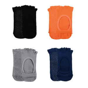 थोक बैकलेस पांच-पैर वाला योग पतली गैर-पर्ची फर्श मोजे शरद ऋतु के पसीने को अवशोषित करने वाले योग मोजे - Product Image 3