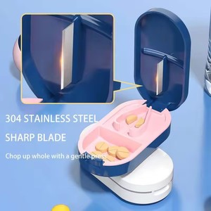 Coupe-pilule avec boîte de rangement <span class=keywords><strong>Invisible</strong></span> Portable 2 en 1 Mini médicament <span class=keywords><strong>tablette</strong></span> médecine anti-poussière diviseur organisateur broyeur boîte à pilules - Product Image 6