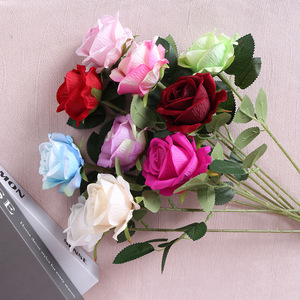 Rosa Artificial de Terciopelo con Tallo Individual y Hojas, Decoración para Bodas, Año Nuevo Chino, Navidad, San Valentín, Fiestas, Hogar y Mesa - Product Image 1