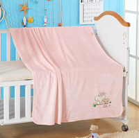 Couverture en polaire unie 100 % polyester, personnalisable OEM/ODM, avec logo brodé, en flanelle corail teinte unie