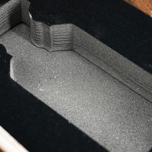 Caja de embalaje abatible con superficie similar a la madera de lujo con logotipo privado con paquete de papel de inserción EVA para Attar Perfume Serum <span class=keywords><strong>Brandy</strong></span> - Product Image 6