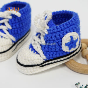 Vente en gros de chaussures Nouveau-né en <span class=keywords><strong>crochet</strong></span> faites à la main chaussons mignons pour garçons pour bébé - Product Image 2