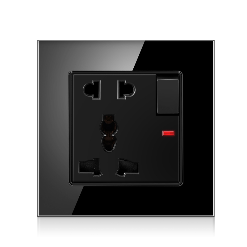 H4e07a6b790dd4b909a347f0197606b8fN five hole power socket with one switch
