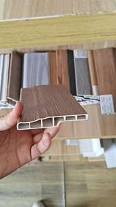Vente directe usine : Plinthe <span class=keywords><strong>PVC</strong></span>, plinthe en plastique pour meuble domestique, accessoires de sol épaissis anti-humidité à grain de bois - Product Image 5