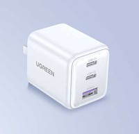UGREEN 30W GAN Charger Tipe USB C 3 Port Pengisi Daya Cepat Charger Dinding 2C1A Pengisi Daya Ponsel untuk iPhone 17 16 Samsung Galaxy S25/S24