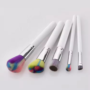 Ensemble <span class=keywords><strong>de</strong></span> 5 pinceaux <span class=keywords><strong>de</strong></span> maquillage <span class=keywords><strong>de</strong></span> marque SFM, outils <span class=keywords><strong>de</strong></span> beauté, pinceaux <span class=keywords><strong>de</strong></span> maquillage professionnels pour les artistes maquilleurs, ensemble <span class=keywords><strong>de</strong></span> pinceaux <span class=keywords><strong>de</strong></span> maquillage pour l'école - Product Image 3
