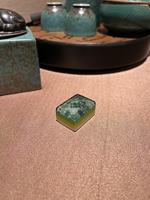 Personnalisez vos tuiles de mahjong : gravez une face sur des tuiles en acrylique avec impression intérieure et motif de dos en bois incrusté au choix.