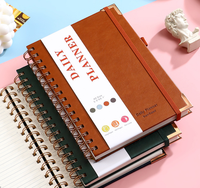 Carnet de planification A5 personnalisé avec couverture en cuir, spirale, pochette arrière à coins métalliques et boucle pour stylo, fermeture à élastique