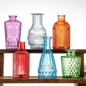 Vaso in <span class=keywords><strong>Vetro</strong></span> Soffiato a Mano Artistico con Motivo a Spirale Colorato per Fiori Singoli <span class=keywords><strong>Centrotavola</strong></span> <span class=keywords><strong>Moderno</strong></span> per Soggiorno Arredamento Casa - Product Image 3