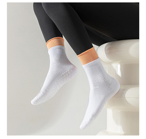 Quentin Tùy Chỉnh Của Phụ Nữ Yoga Grip Toe Vớ Với Logo Không Trượt Chống Trượt Phòng Tập Thể Dục Pilates Vớ Yoga Chống Trượt Biểu Tượng Tùy Chỉnh - Product Image 2
