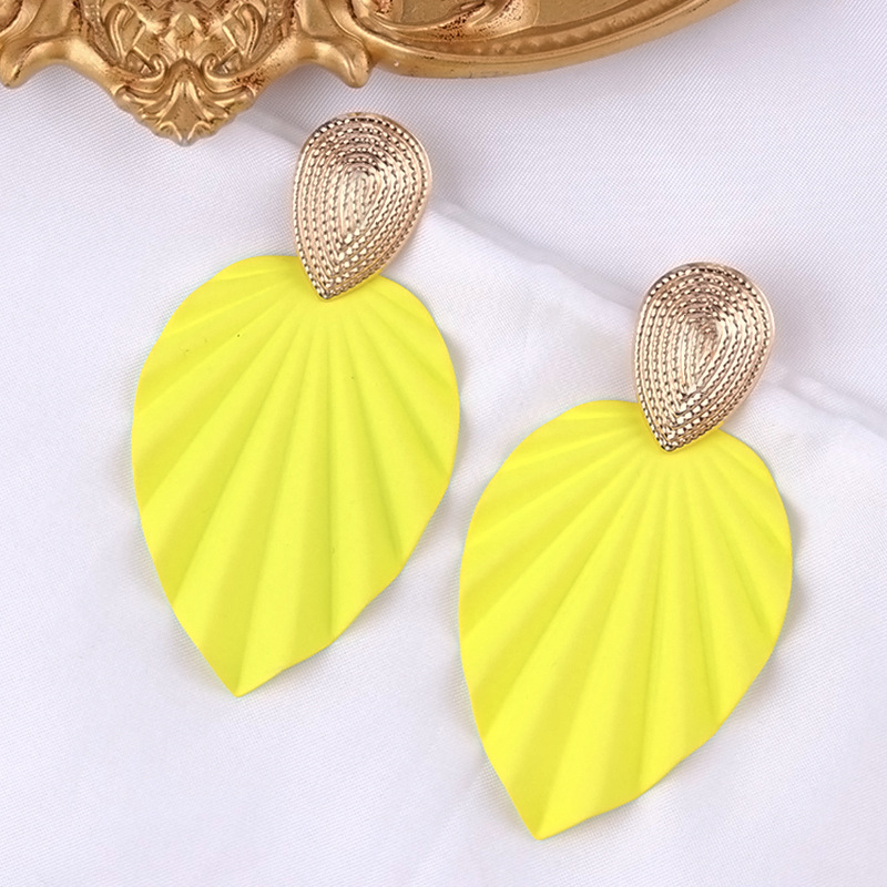 Jaune