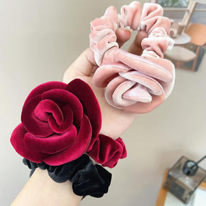 Coleteros de Terciopelo con Diseño de Rosa para Mujer, Accesorios para el Cabello con Flores, Coletero Tridimensional para Otoño e Invierno - Product Image 3