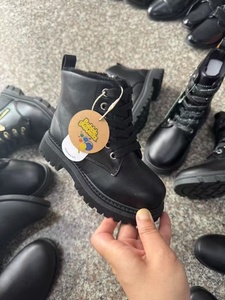 Botas Infantiles Económicas de Otoño Zapatos de Cuero con Suela Blanda Diseño Mixto Zapatos Escolares Negros al Por Mayor - Product Image 3