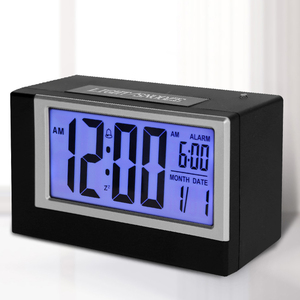 Réveil numérique multifonctionnel électronique avec écran LCD rétroéclairé, capteur, calendrier, fonction snooze, fonctionne sur piles, affichage de l'heure, pour table, chambre, maison - Product Image 6