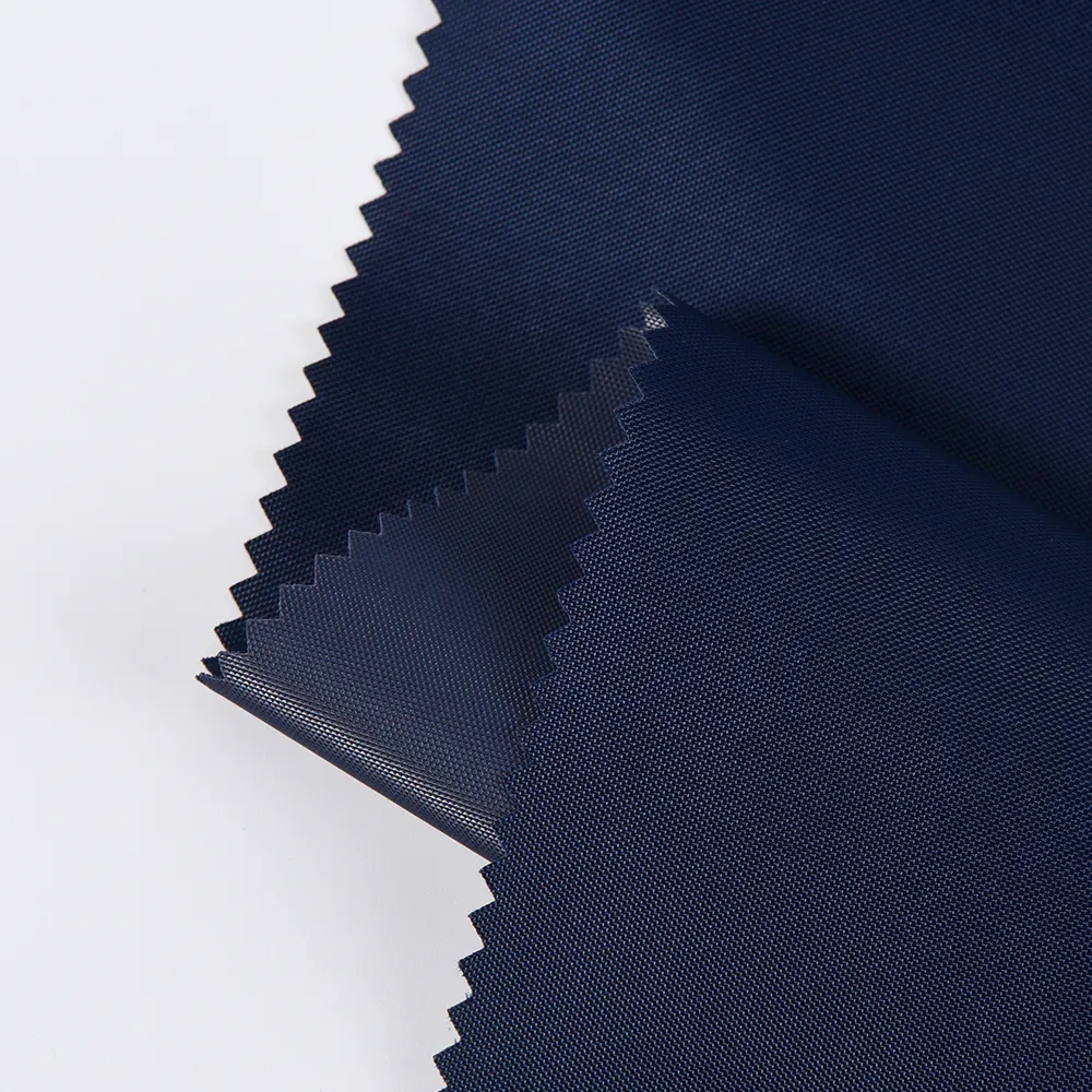 Prezzo all'ingrosso personalizzato di fabbrica 420D 118T in PVC rivestito in Nylon 100% tessuto Oxford per borse zaino