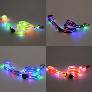 USB 可充电 LED 发光狗项圈 纯色图案尼龙 PVC 狗牵引带 包装带 宠物手握绳 - Product Image 6