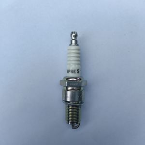 Bougies d'allumage NGK pour <span class=keywords><strong>moto</strong></span> Bujia Original 7811 BP6ES pour <span class=keywords><strong>YAMAHA</strong></span> SR400/SP XS400SP 400 <span class=keywords><strong>CC</strong></span> - Product Image 4