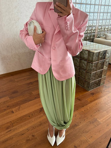 <span class=keywords><strong>Falda</strong></span> Midi Plisada con Abertura Lateral y Drapeado Estilo Tulipán Primavera 2026 Personalizada para Mujer, <span class=keywords><strong>Falda</strong></span> Larga Fluida <span class=keywords><strong>de</strong></span> Cintura Alta, OEM <span class=keywords><strong>por</strong></span> Fábrica <span class=keywords><strong>de</strong></span> Ropa China - Product Image 2