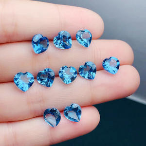 Gioielli personalizzati in <span class=keywords><strong>pietra</strong></span> blu <span class=keywords><strong>topazio</strong></span> blu svizzero con taglio a cuore - Product Image 2