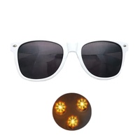 Vente en gros de lunettes de fête drôles haut de gamme 3d Prism Raves Lunettes Lentilles spéciales Lunettes à diffraction en forme de cœur