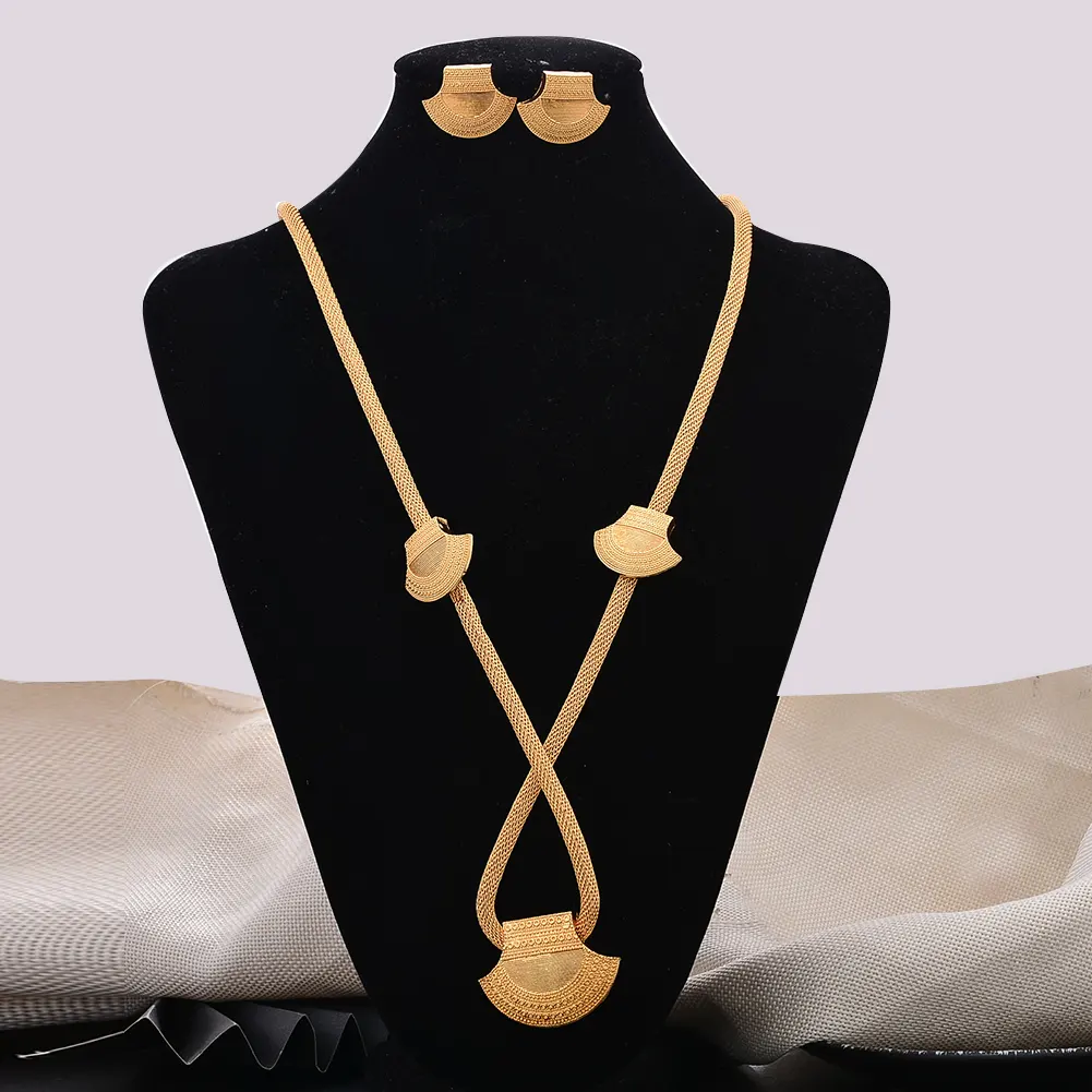 Factory wholesale jewelry sets with Earrings Trendy Hollow Out Spring Round Chunky Gold Color Jewelry Set for Women