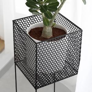 Cesto Sospeso in <span class=keywords><strong>Ferro</strong></span> con Portavaso Rotondo in Metallo, Decorazione in Rattan per Casa, Regalo per le Festività, Portavaso da Interni - Product Image 2