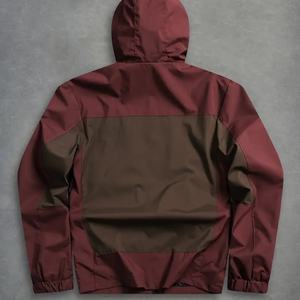 Veste à capuche pour homme avec blocs de couleur - Veste d'extérieur zippée bordeaux et marron avec plusieurs poches et poignets ajustables Fabricant de vestes - Product Image 2
