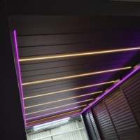 Pergola moderne en aluminium à lames orientables 2,5x3m, bioclimatique, imperméable, pour balcon extérieur avec bande lumineuse LED