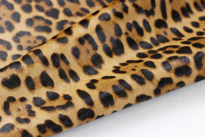 Groothandel Echt Leer, Luipaardprint Koe Verbergen Met Haar Op, Afgewerkt Leer - Product Image 3