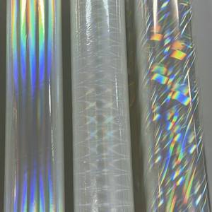 Film de stratification d'hologramme thermique de modèle personnalisé PET/BOPP surface brillante douce de rouleau holographique pour le papier imprimé - Product Image 4