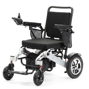 <span class=keywords><strong>Fauteuil</strong></span> <span class=keywords><strong>roulant</strong></span> <span class=keywords><strong>électrique</strong></span> sans fil en alliage d'aluminium, télécommandé, avec batterie amovible, <span class=keywords><strong>4x4</strong></span>, avec siège souple, vente en gros - Product Image 2