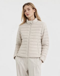 Veste en <span class=keywords><strong>duvet</strong></span> <span class=keywords><strong>ultra</strong></span>-légère pour femmes - Product Image 1
